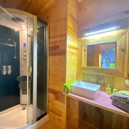 La Dromandise 3* Saint-Arcons-de-Barges